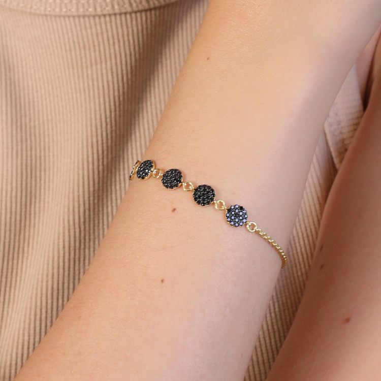 Minimalist Sterling Silver Round Design Bracelet